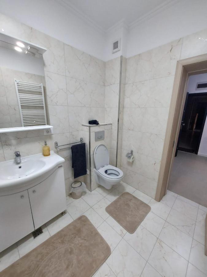 Faleza Nord Apartament De Lux Nou Pe Malul Marii Constanţa Buitenkant foto