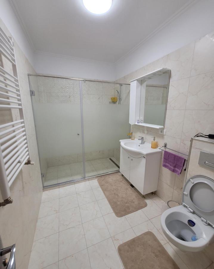 Faleza Nord Apartament De Lux Nou Pe Malul Marii Constanţa Buitenkant foto