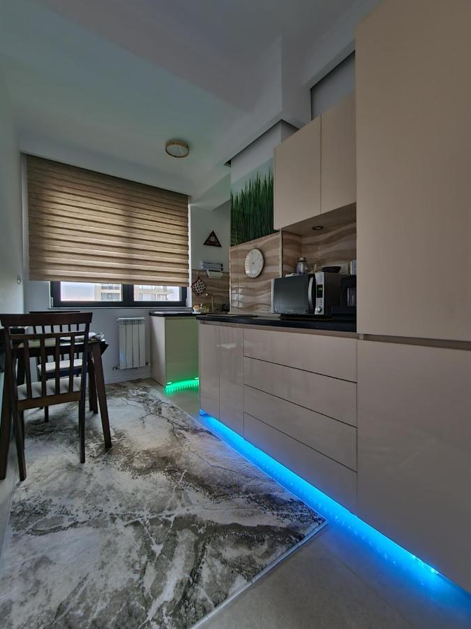 Faleza Nord Apartament De Lux Nou Pe Malul Marii Constanţa Buitenkant foto